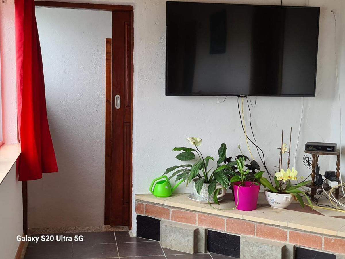 Ap Luso Brasileiro Hotel Lajes das Flores Eksteriør billede