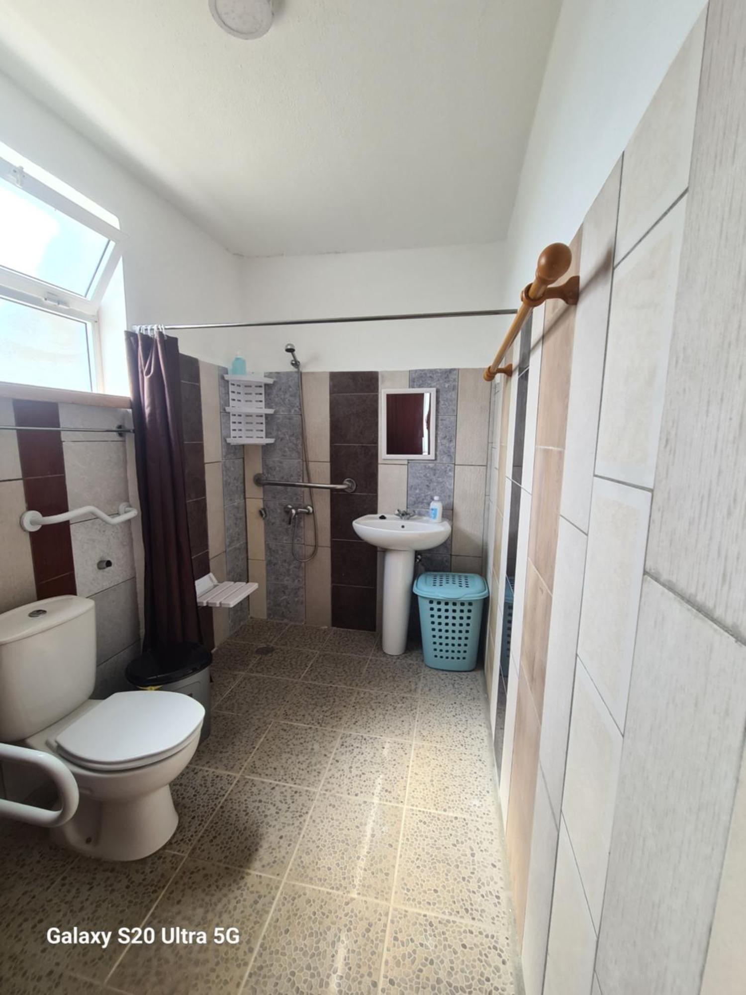 Ap Luso Brasileiro Hotel Lajes das Flores Eksteriør billede